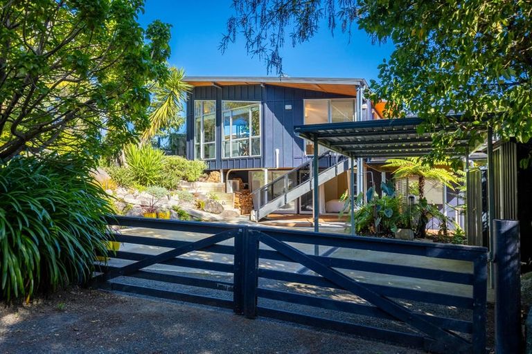 Photo of property in 27 Anarewa Crescent, Kaiteriteri, Motueka, 7197