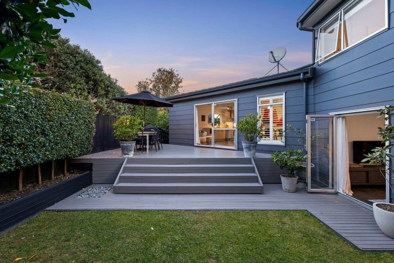 Photo of property in 65a Moa Road, Point Chevalier, Auckland, 1022