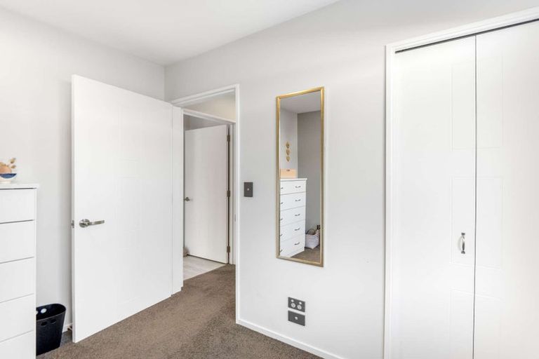 Photo of property in 2/96 Palmers Road, New Brighton, Christchurch, 8083