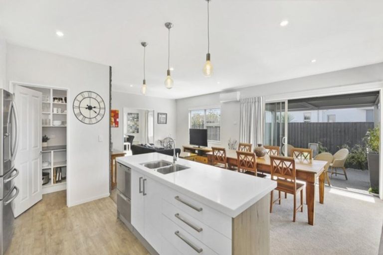 Photo of property in 94 Aston Drive, Waimairi Beach, Christchurch, 8083