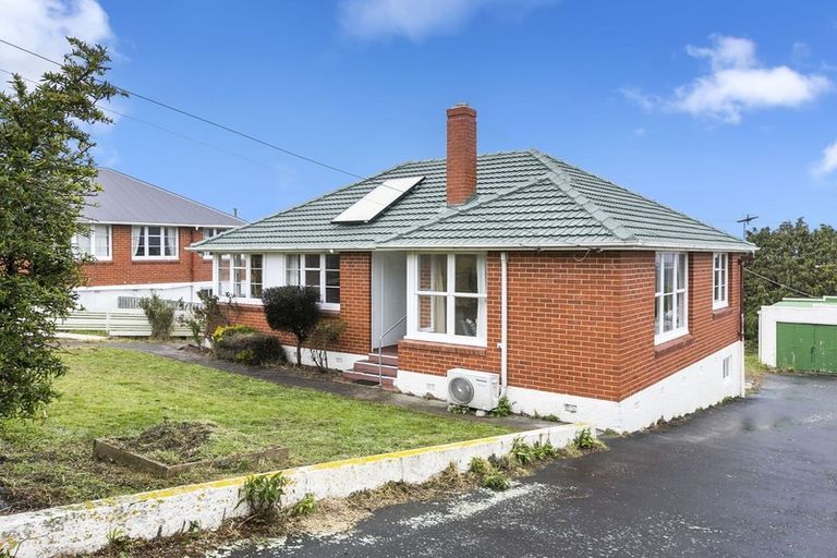 Photo of property in 6 Ballantyne Street, Waverley, Dunedin, 9013