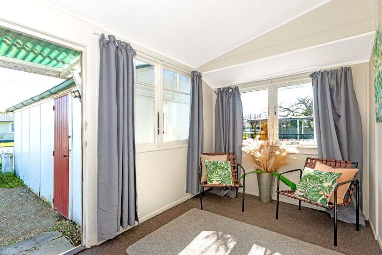 Photo of property in 16 Wellington Street, Te Hapara, Gisborne, 4010