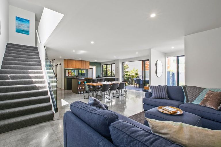 Photo of property in 58b Buller Street, New Plymouth, 4312