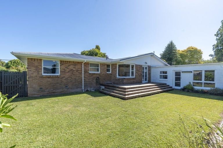 Photo of property in 9 Gerrand Place, Chedworth, Hamilton, 3210