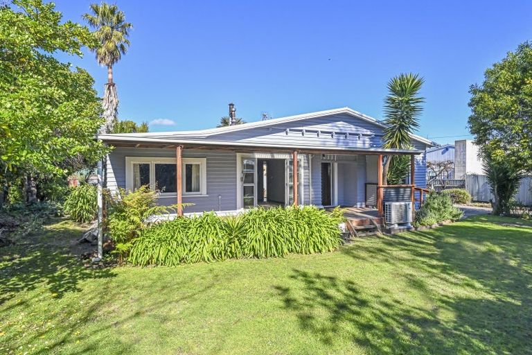 Photo of property in 6 Railway Road, Whakatu, Hastings, 4102