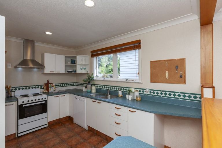 Photo of property in 81 Glen Road, Raumati South, Paraparaumu, 5032