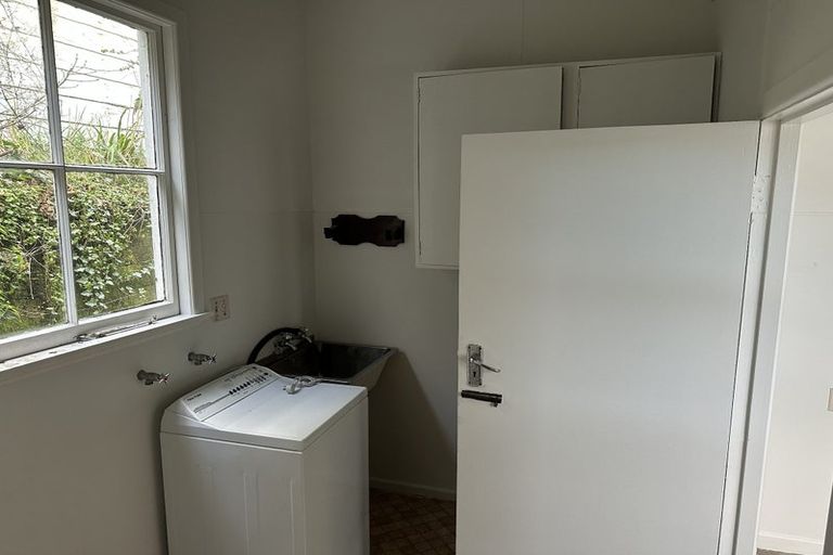 Photo of property in 11 Maarama Crescent, Aro Valley, Wellington, 6021