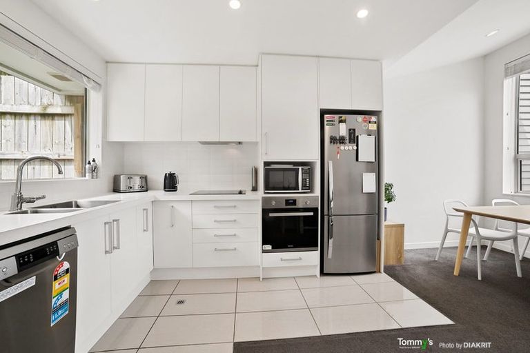Photo of property in 27/31 Princess Terrace, Newtown, Wellington, 6021