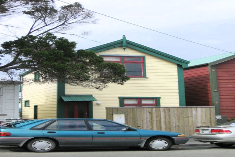 Photo of property in 14 Normanby Street, Newtown, Wellington, 6021