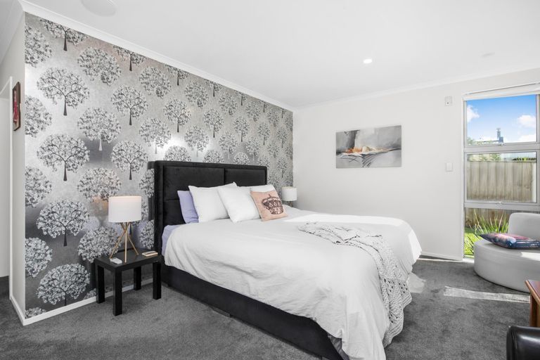 Photo of property in 28 Mareretu Avenue, Patumahoe, Pukekohe, 2679