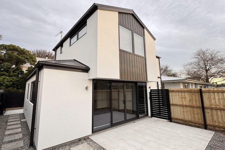 Photo of property in 3/4 Grove Road, Addington, Christchurch, 8024