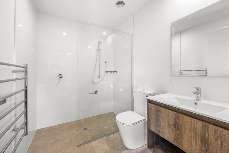 Photo of property in 11 Blackhawk Close, Kinloch, 3377