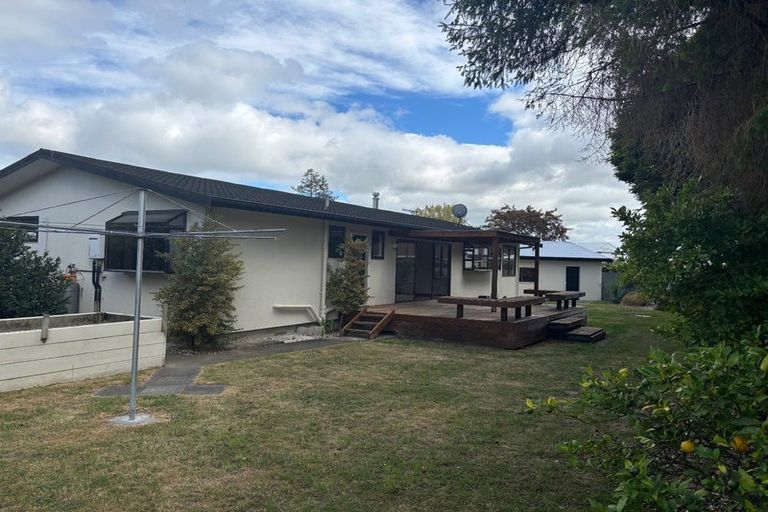 Photo of property in 18 Rush Place, Havelock North, 4130