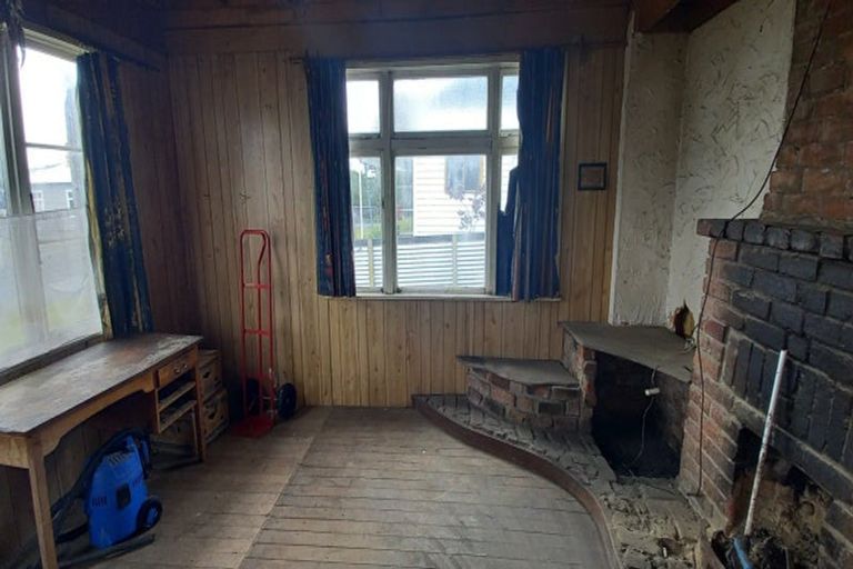 Photo of property in 11 Milton Street, Ohai, 9635