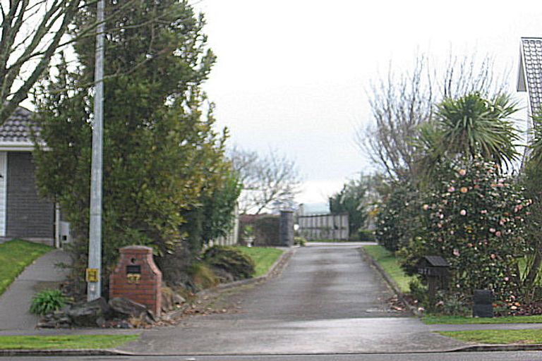 Photo of property in 37 Harrowfield Drive, Harrowfield, Hamilton, 3210