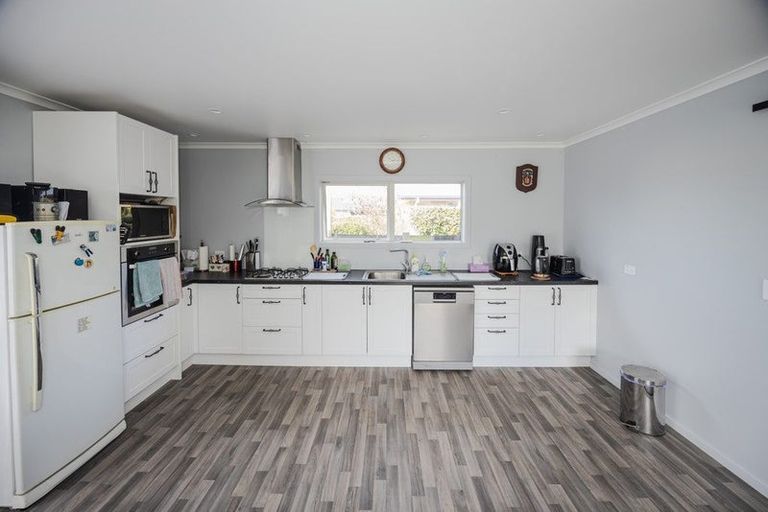 Photo of property in 76 Gordon Street, Kurow, 9435