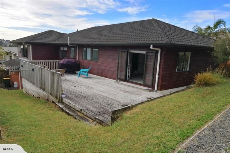 Photo of property in 21 Chadlington Avenue, Henderson, Auckland, 0612