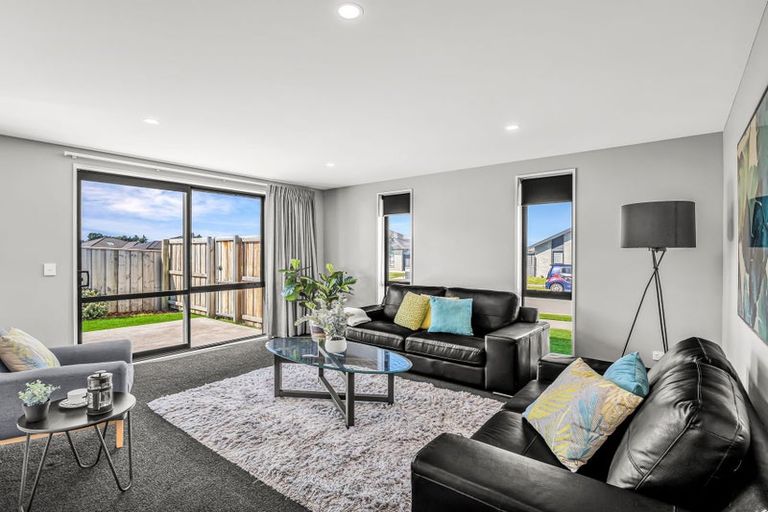 Photo of property in 32 Chris Drive, Rolleston, 7614