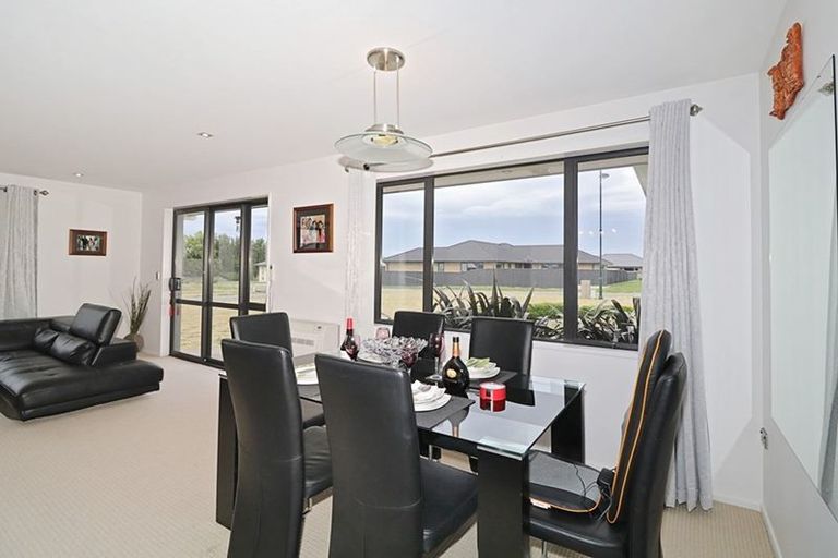 Photo of property in 28 Majestic Chance, Seaward Bush, Invercargill, 9812