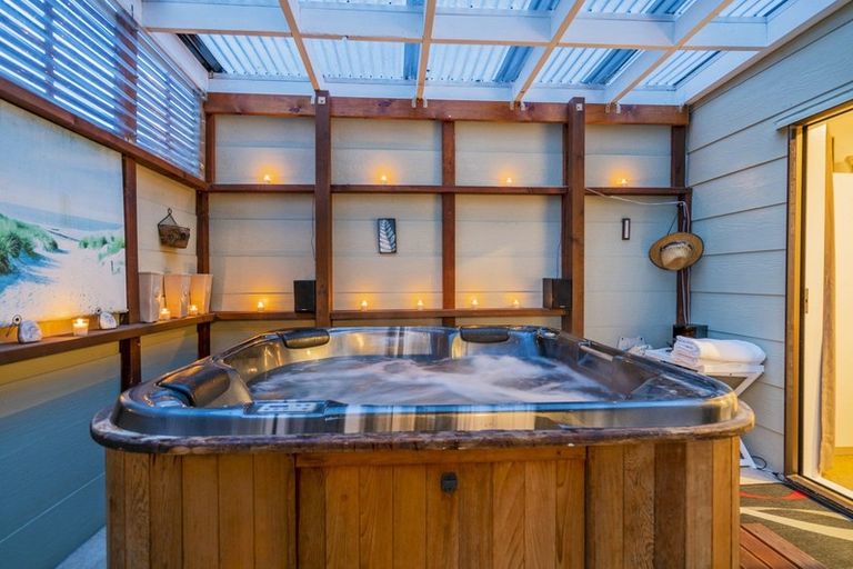 Photo of property in 5 Rimu Street, Whitianga, 3510