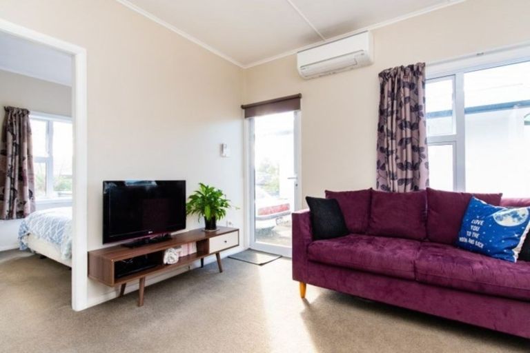 Photo of property in 3/49 Te Mata Road, Havelock North, 4130