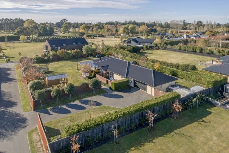 Photo of property in 60 Jacks Drive, West Melton, 7618