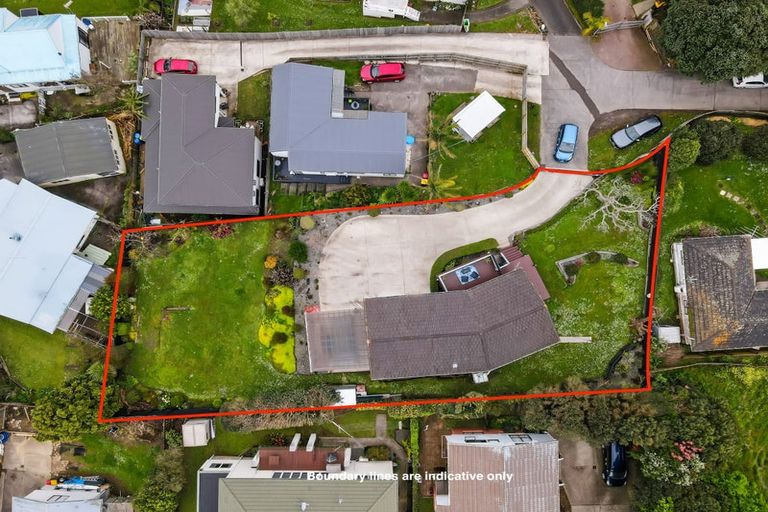 Photo of property in 6 Ancona Lane, Goodwood Heights, Auckland, 2105