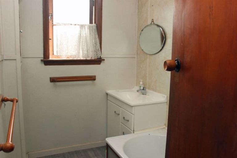 Photo of property in 42 Richmond Street, Cobden, Greymouth, 7802