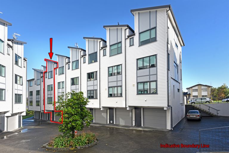 Photo of property in 301 Murphys Road, Flat Bush, Auckland, 2019