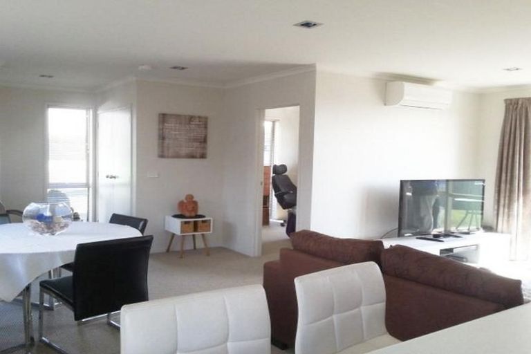 Photo of property in 4b Northpoint Way, Bell Block, New Plymouth, 4312