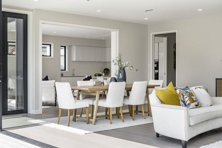 Photo of property in 14 Third Fairway Place, Albany, Auckland, 0632