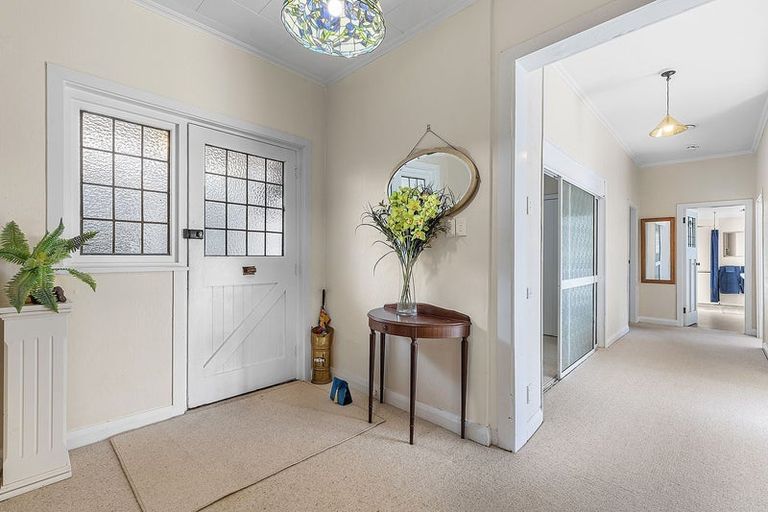 Photo of property in 10 Rimu Road, Kelburn, Wellington, 6012