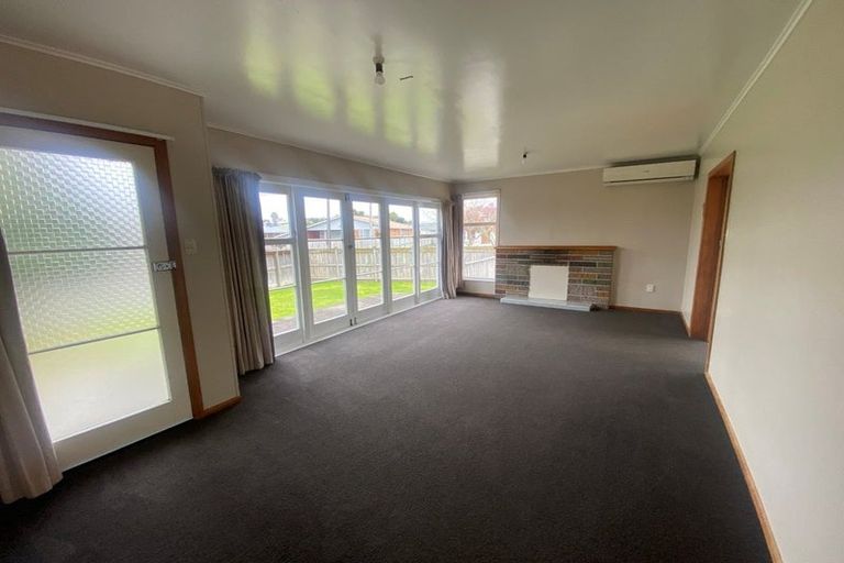 Photo of property in 4 Thornton Place, Melville, Hamilton, 3206