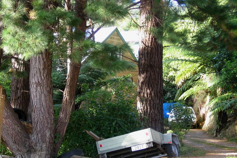 Photo of property in 43 Dalton Grove, Stokes Valley, Lower Hutt, 5019