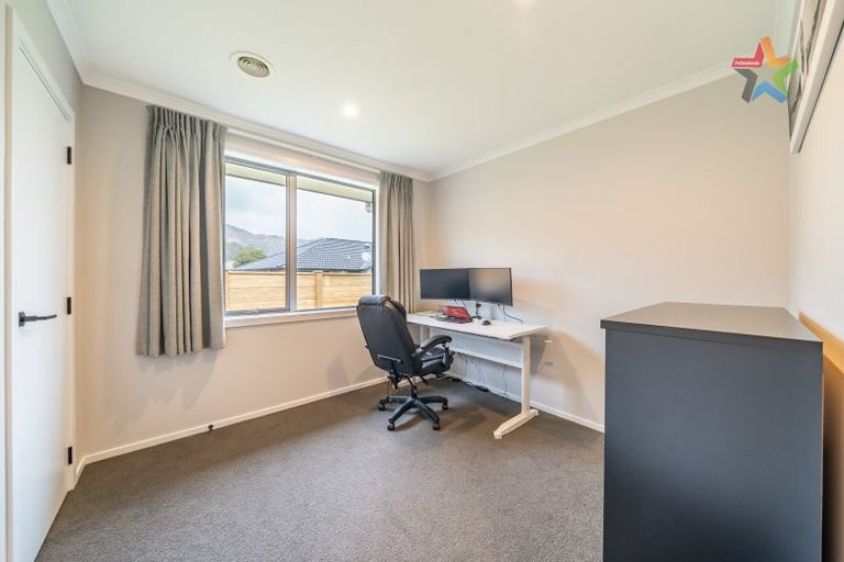 Photo of property in 8 Te Punga Road, Wallaceville, Upper Hutt, 5018