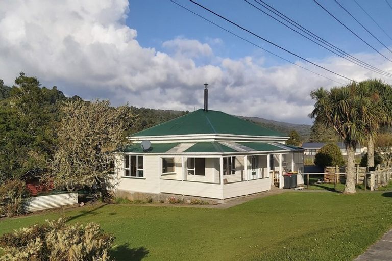Photo of property in 259 Marsden Road, Greymouth, 7805