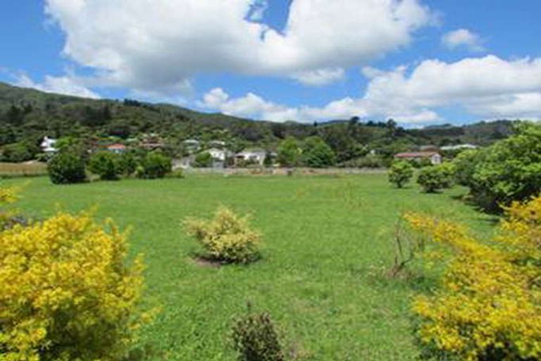 Photo of property in 252 Albert Street, Coromandel, 3506