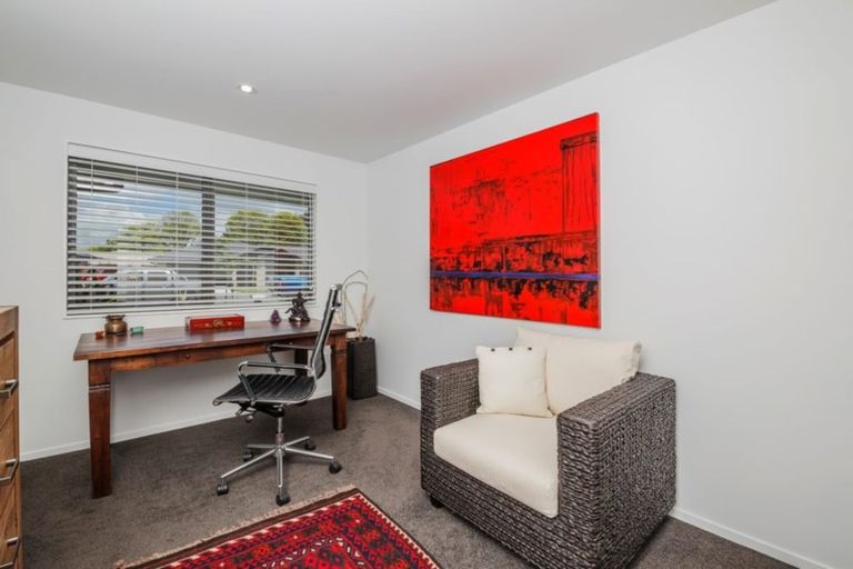 Photo of property in 24 Crabb Fields Lane, Riverhead, 0820