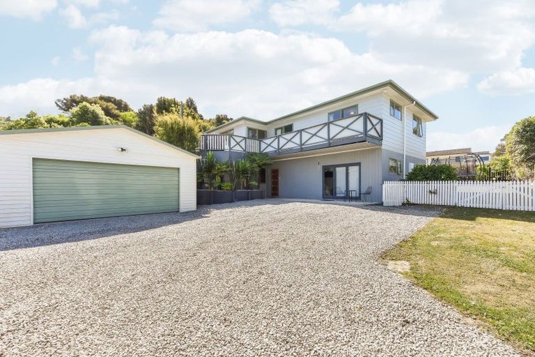 Photo of property in 8 Victoria Close, Picton, 7220