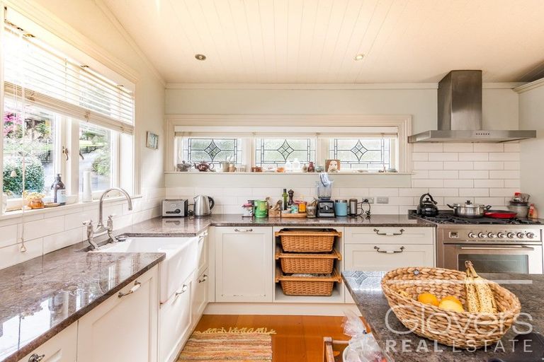 Photo of property in 11 Huia Road, Titirangi, Auckland, 0604