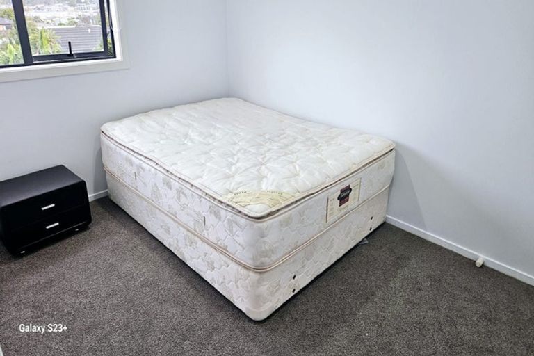 Photo of property in 12 Kevale Place, Manurewa, Auckland, 2102