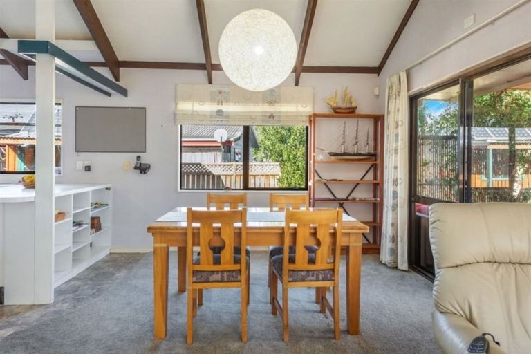 Photo of property in 37 Raymond Street, Fairview Downs, Hamilton, 3214