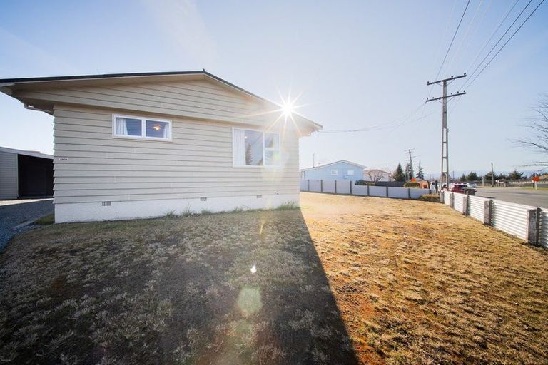 Photo of property in 132 Mackenzie Drive, Twizel, 7901