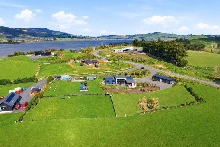 Photo of property in 206 Baker Road, Berwick Forest, Outram, 9073