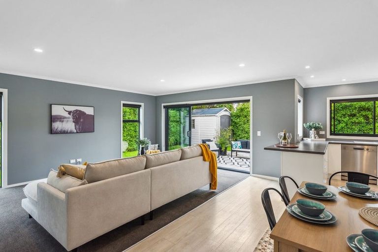 Photo of property in 35 Gallipoli Place, Paraparaumu, 5032