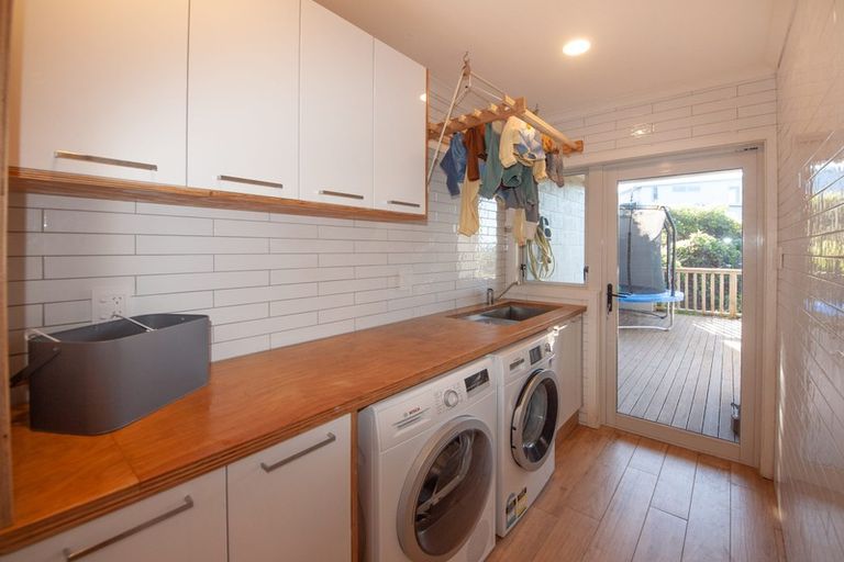 Photo of property in 65 Hawtrey Terrace, Churton Park, Wellington, 6037