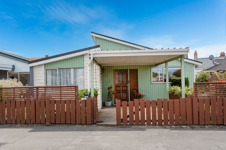 Photo of property in 78b Victoria Road, Saint Kilda, Dunedin, 9012