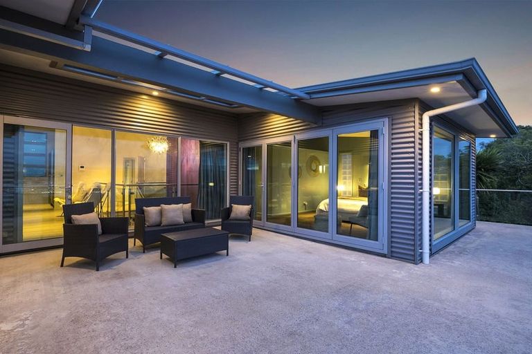 Photo of property in 50 Shandon Road, Vauxhall, Dunedin, 9013