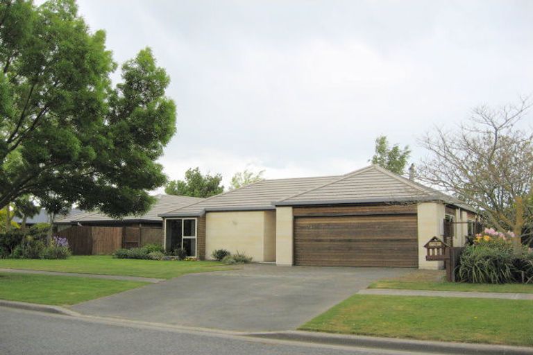 Photo of property in 19 Chartwell Close, Rangiora, 7400