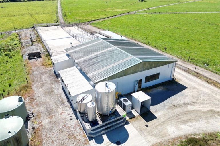 Photo of property in 47 Inwoods Road, Parklands, Christchurch, 8083